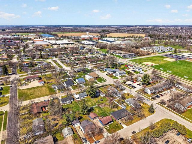 1010 Grant Street, Fort Atkinson, WI 53538