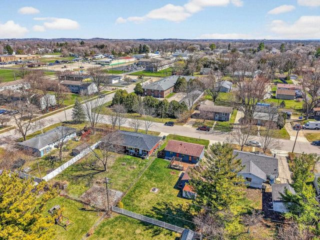 1010 Grant Street, Fort Atkinson, WI 53538