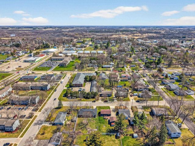 1010 Grant Street, Fort Atkinson, WI 53538