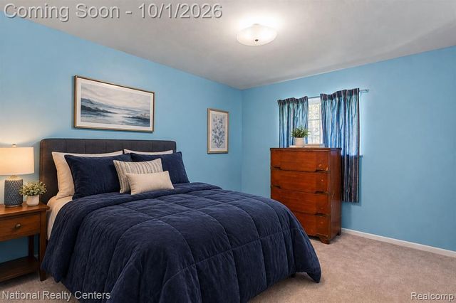 2700 W Walton Boulevard, Waterford, MI 48329