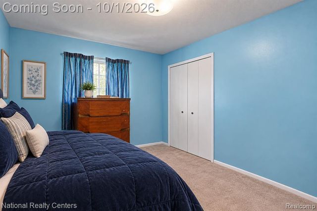 2700 W Walton Boulevard, Waterford, MI 48329
