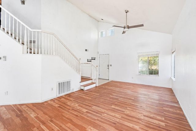 2720 River Cove Dr, Riverbank, CA 95367