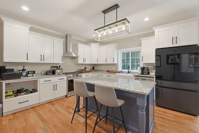 74 King Philip Rd, Norton, MA 02766