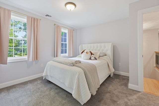 74 King Philip Rd, Norton, MA 02766