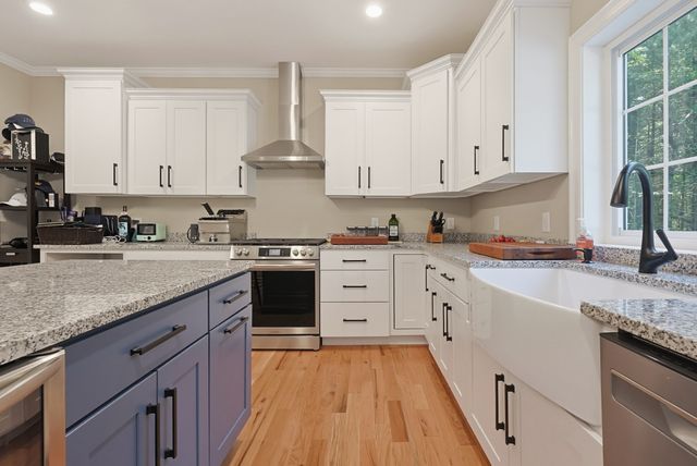 74 King Philip Rd, Norton, MA 02766