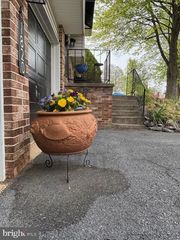 1820 MILLSTREAM DR, Frederick, MD 21702