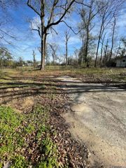 11022 Martin Rd, Gonzales, LA 70737
