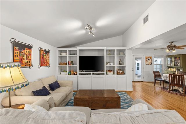 4520 Birchman Avenue, Fort Worth, TX 76107