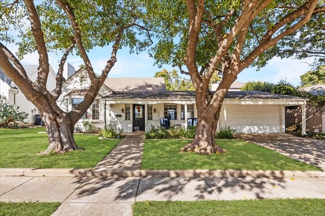 4520 Birchman Avenue, Fort Worth, TX 76107
