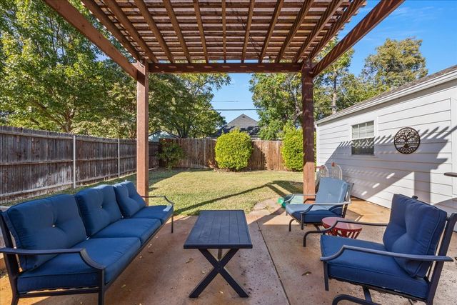 4520 Birchman Avenue, Fort Worth, TX 76107