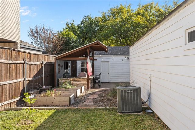 4520 Birchman Avenue, Fort Worth, TX 76107