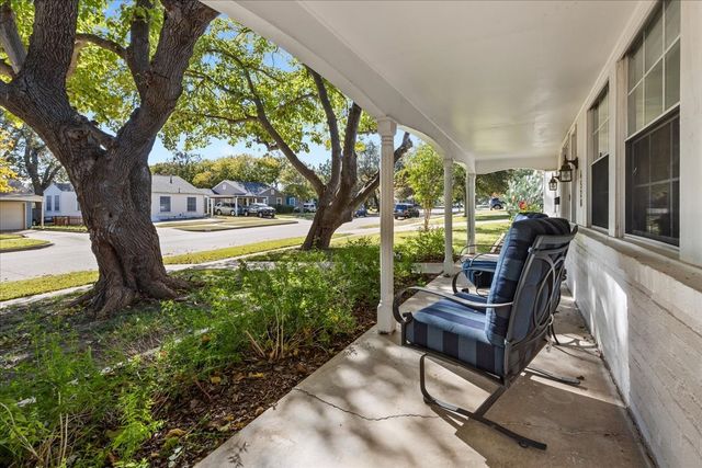 4520 Birchman Avenue, Fort Worth, TX 76107