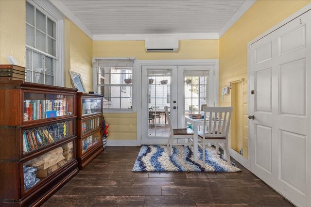 4520 Birchman Avenue, Fort Worth, TX 76107