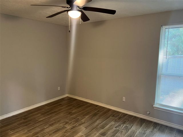 2375 Virginia Court B, Montgomery, TX 77316