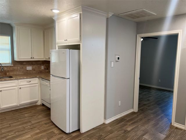 2375 Virginia Court B, Montgomery, TX 77316