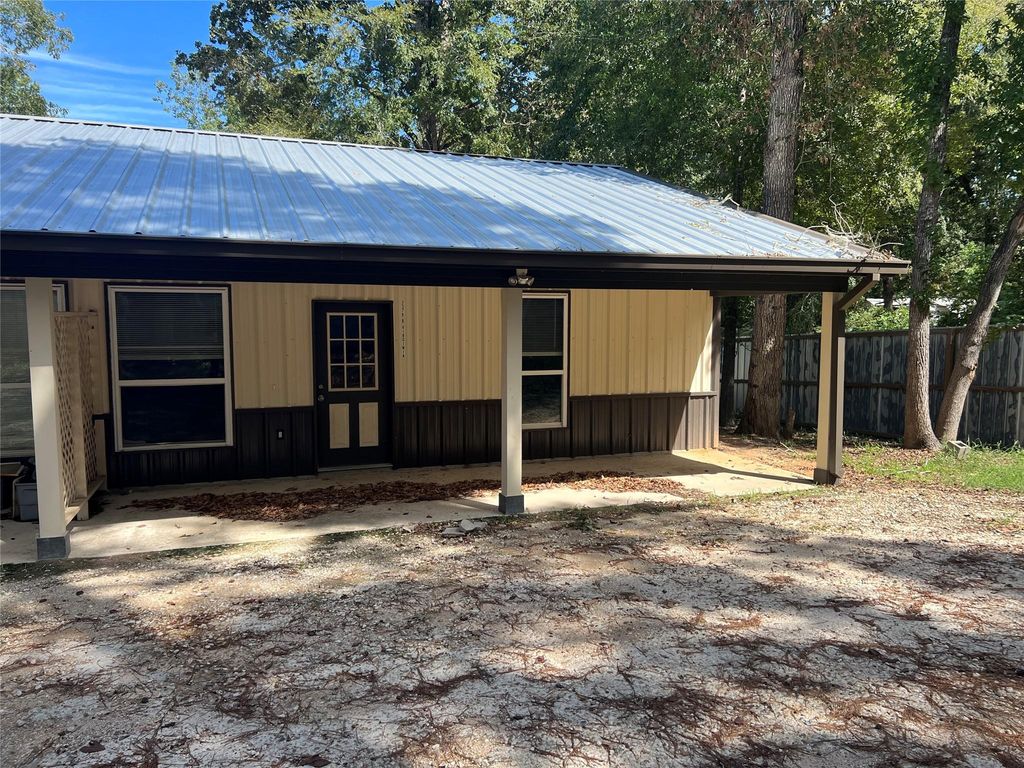 2375 Virginia Court B, Montgomery, TX 77316