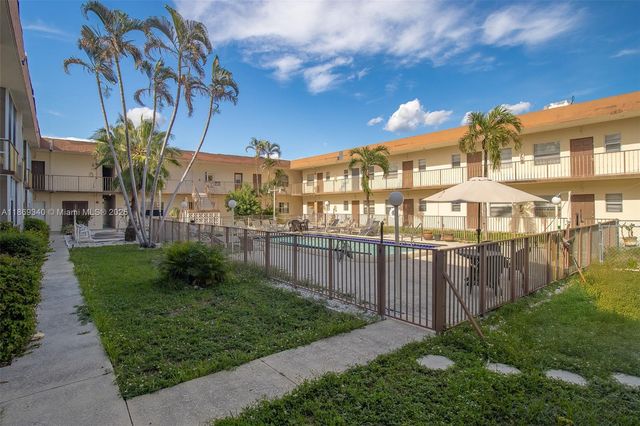 415 NE 2nd St 223, Hallandale Beach, FL 33009