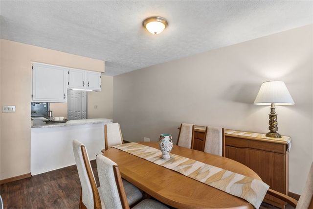 141 Cambridge Dr, Springdale Twp, PA 15049