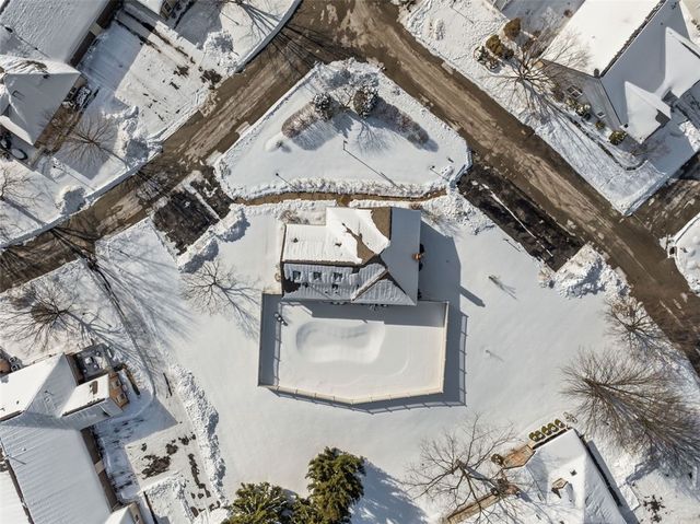 141 Cambridge Dr, Springdale Twp, PA 15049