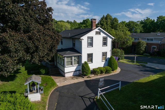 208 Boston Street, Guilford, CT 06437