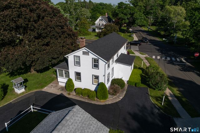 208 Boston Street, Guilford, CT 06437
