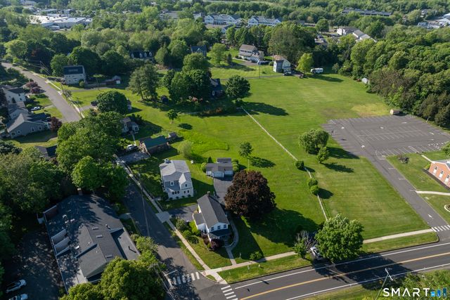 208 Boston Street, Guilford, CT 06437