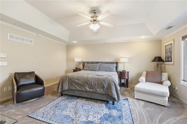 8509 N Eastern Avenue, Kansas City, MO 64157