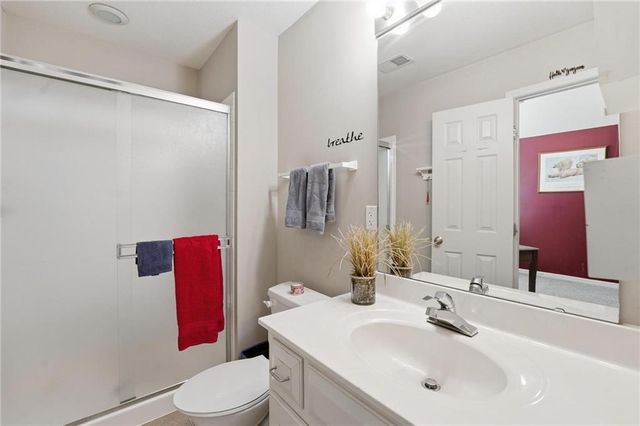 8509 N Eastern Avenue, Kansas City, MO 64157