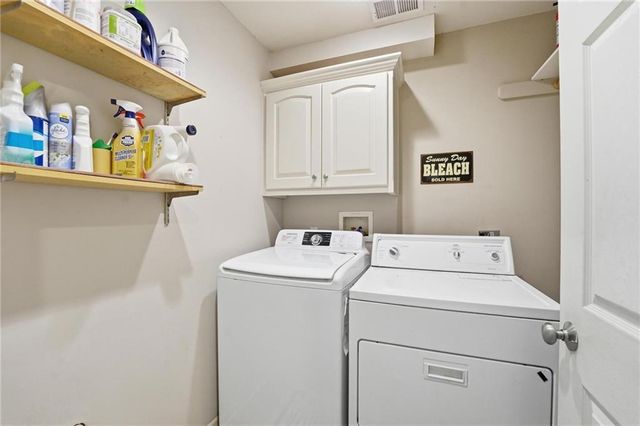 8509 N Eastern Avenue, Kansas City, MO 64157