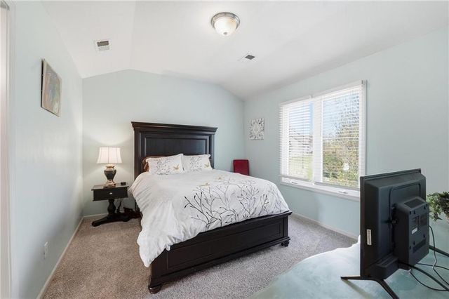 8509 N Eastern Avenue, Kansas City, MO 64157