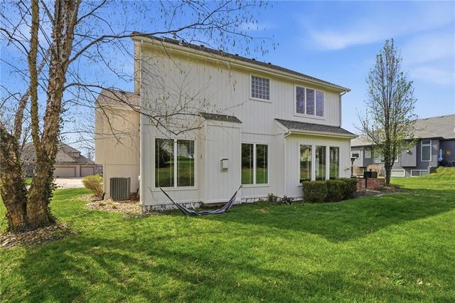 8509 N Eastern Avenue, Kansas City, MO 64157