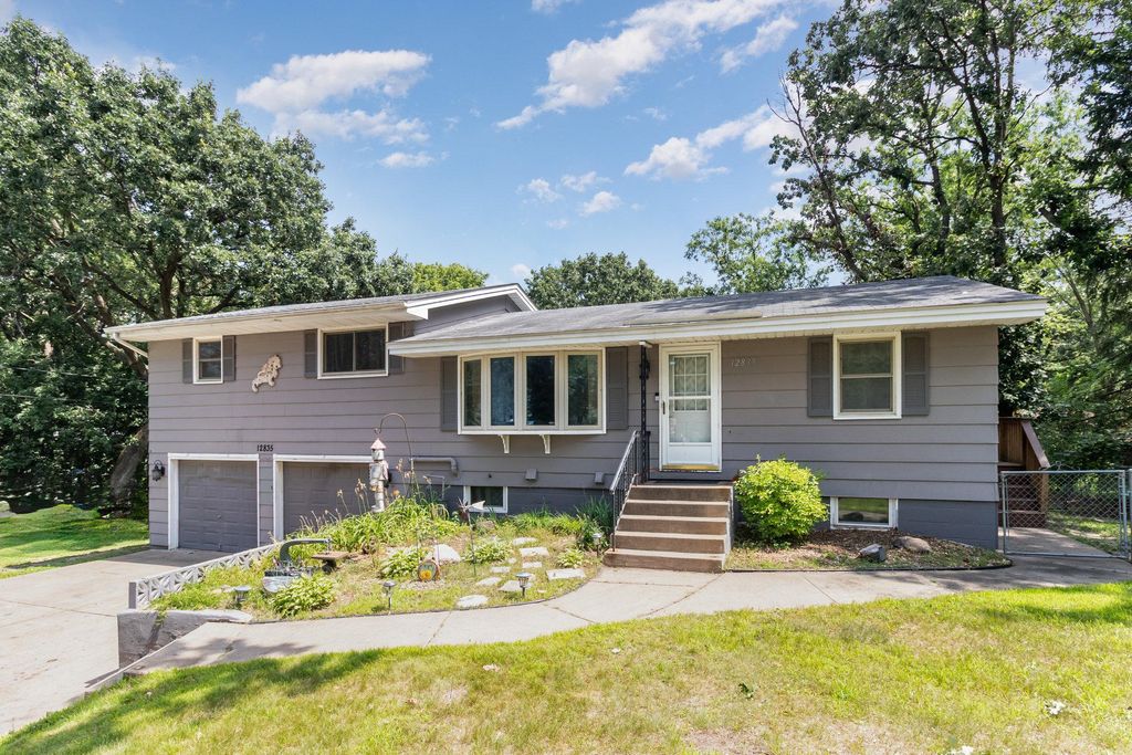 12835 Crooked Lake Boulevard NW, Coon Rapids, MN 55448