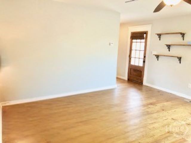 560 Sunset Drive Drive, Athens, GA 30606