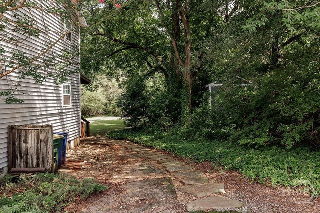 560 Sunset Drive Drive, Athens, GA 30606
