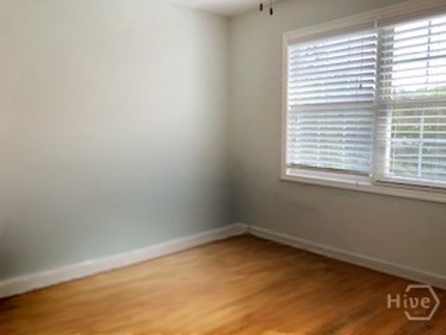 560 Sunset Drive Drive, Athens, GA 30606