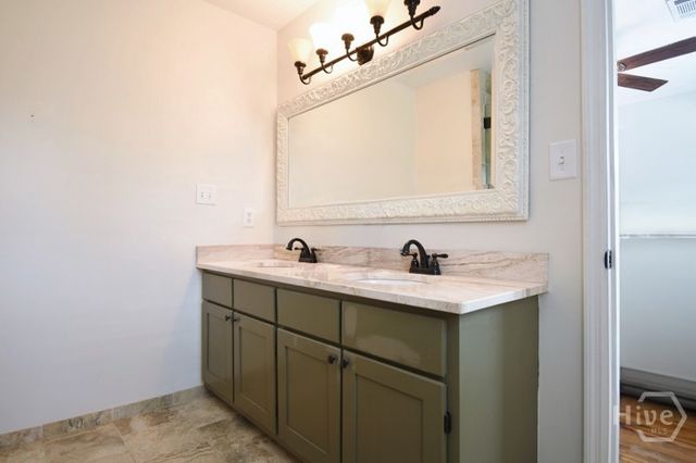 560 Sunset Drive Drive, Athens, GA 30606