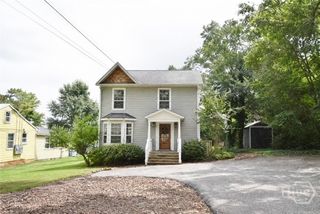 560 Sunset Drive Drive, Athens, GA 30606