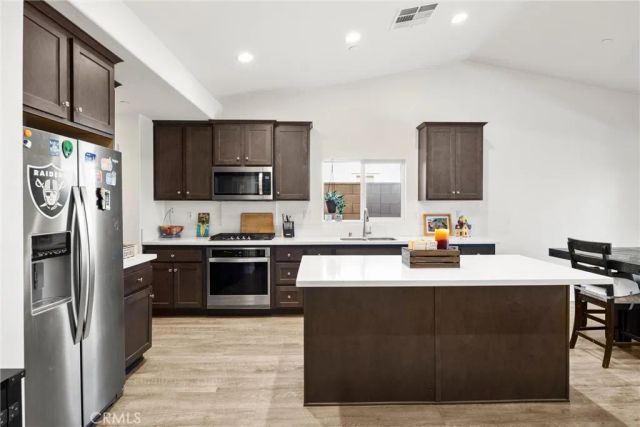 11946 Peaceful Valley Lane, Victorville, CA 92392