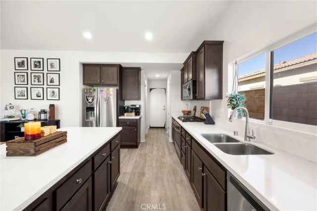 11946 Peaceful Valley Lane, Victorville, CA 92392