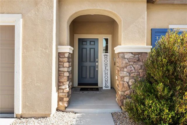 11946 Peaceful Valley Lane, Victorville, CA 92392