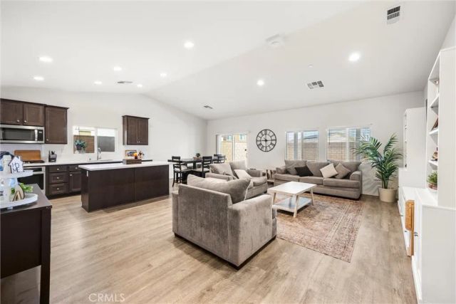 11946 Peaceful Valley Lane, Victorville, CA 92392