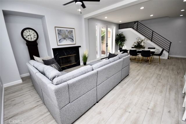 26 Santa Catalina Aisle, Irvine, CA 92606