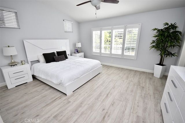 26 Santa Catalina Aisle, Irvine, CA 92606