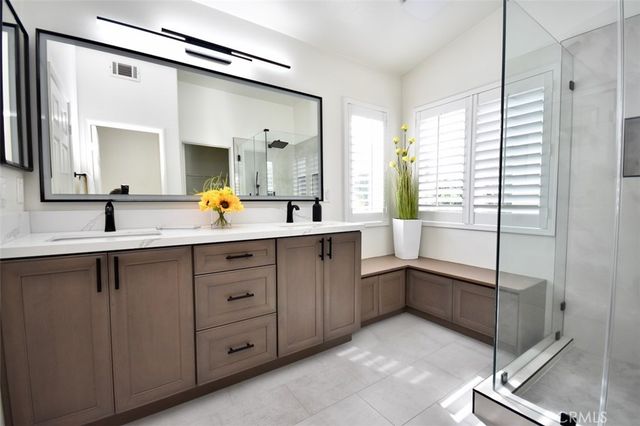 26 Santa Catalina Aisle, Irvine, CA 92606