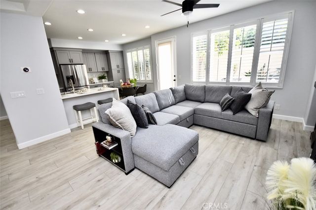 26 Santa Catalina Aisle, Irvine, CA 92606