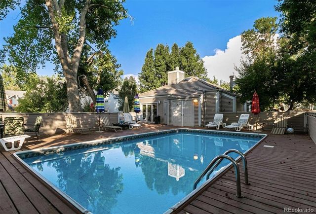 2290 S Yosemite Circle, Denver, CO 80231