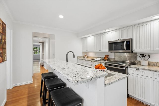 2290 S Yosemite Circle, Denver, CO 80231