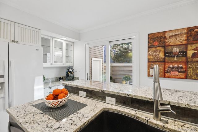 2290 S Yosemite Circle, Denver, CO 80231