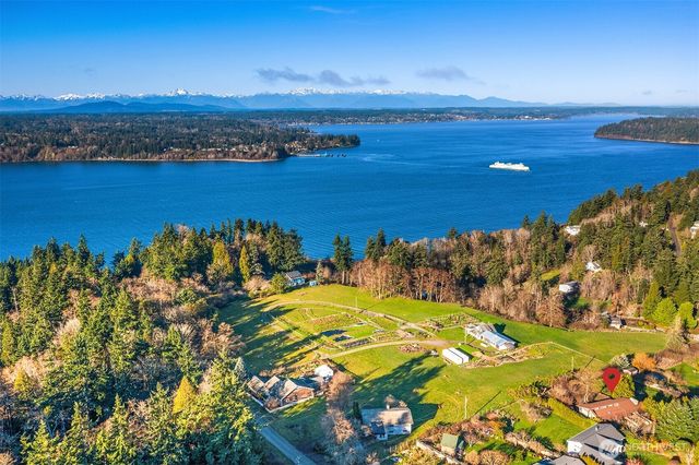 11519 Sea Breeze Avenue SW, Vashon, WA 98070