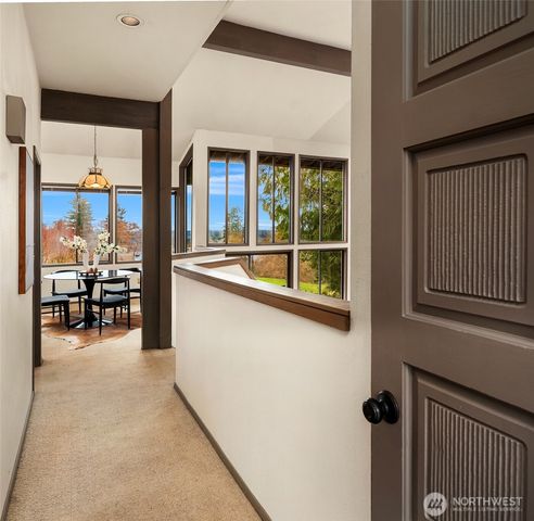 11519 Sea Breeze Avenue SW, Vashon, WA 98070